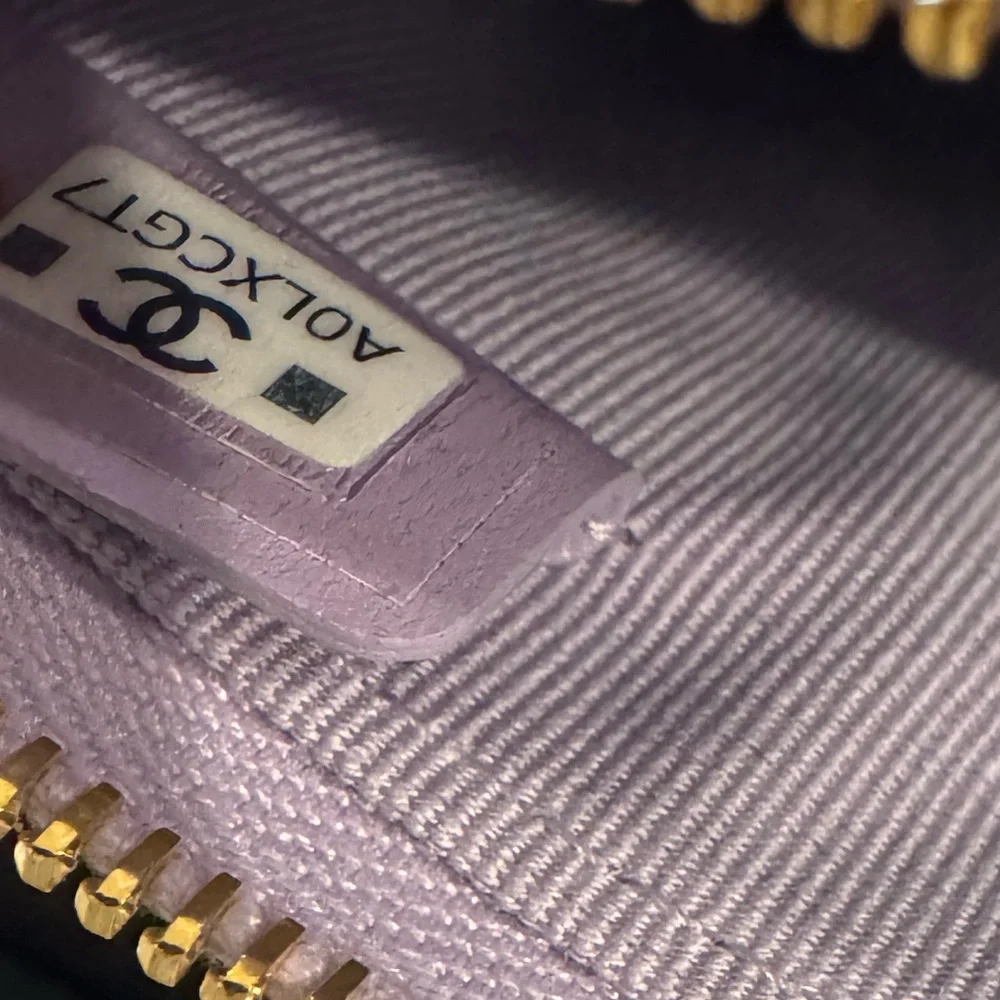 Chanel Mini O Case pouch - Picture 5 of 5